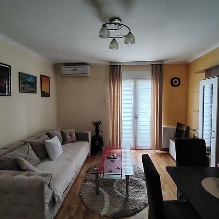 Apartman Mali Raj Vrnjačka Banja エクステリア 写真
