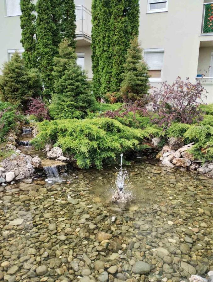 Apartman Mali Raj Vrnjačka Banja エクステリア 写真